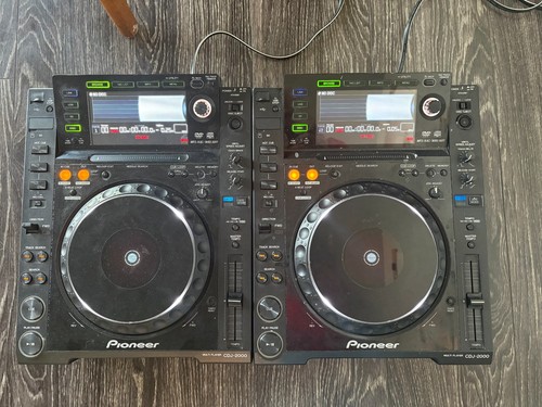 Pioneer cdj 2000 pair - pair, works