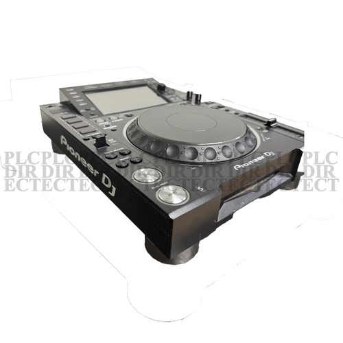 Used pioneer cdj 2000nxs2 - used,